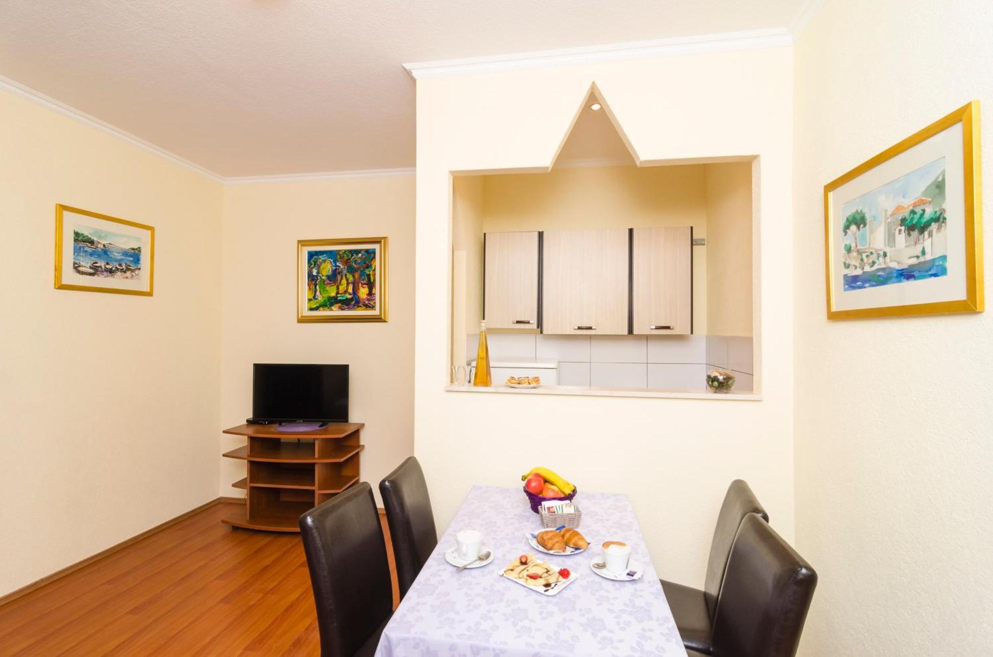 Apartments Dora Mljet Kozarica Habitación foto